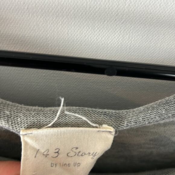 143 Story Sweater - Women's Medium[?] - Picture 2 of 6